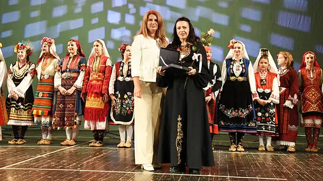 Даниела Дюлгерова